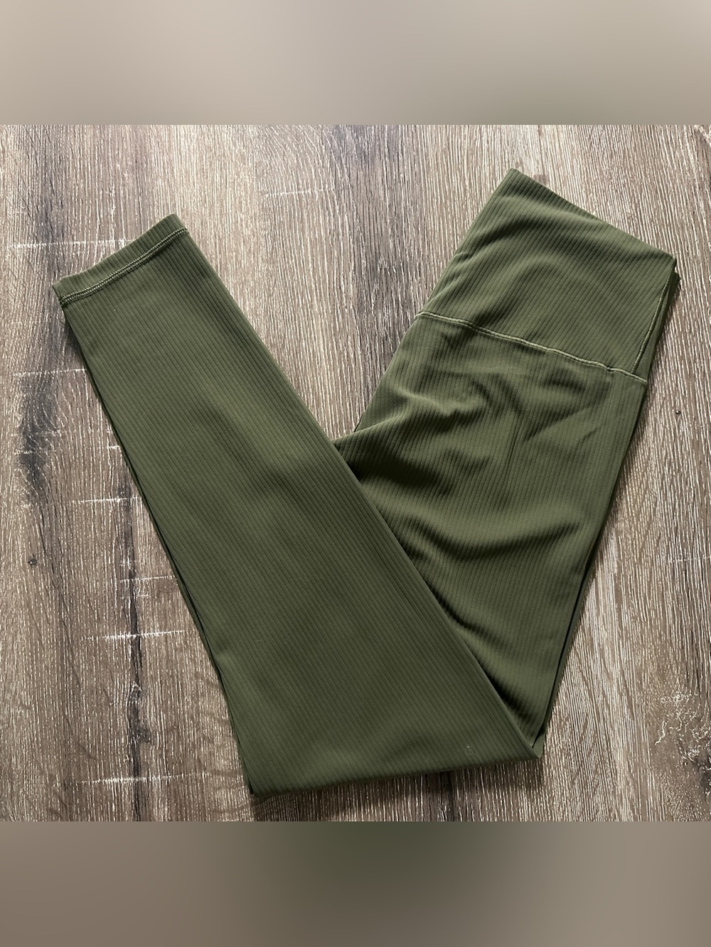 Offline By Aerie - Green Ribbed 7/8 Leggings - Size Large